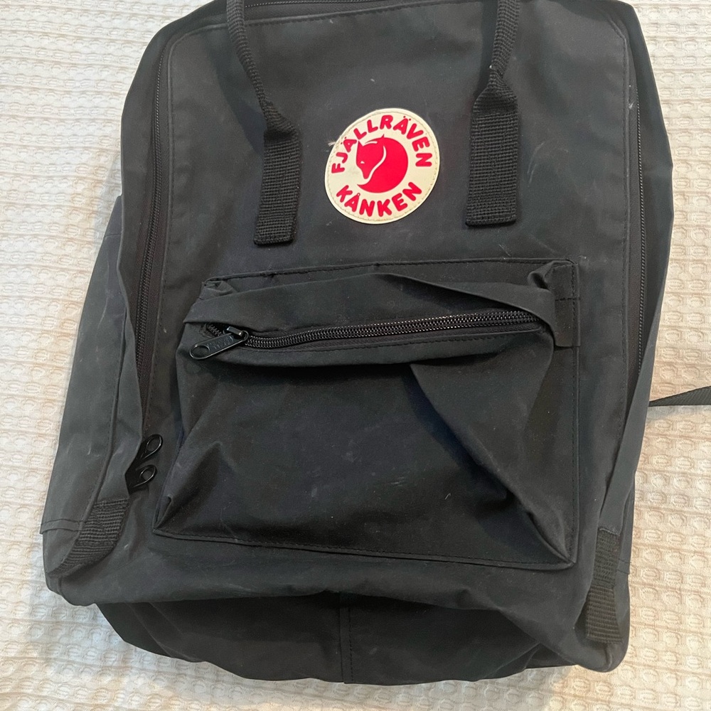 Fjallraven Kånken Black Backpack